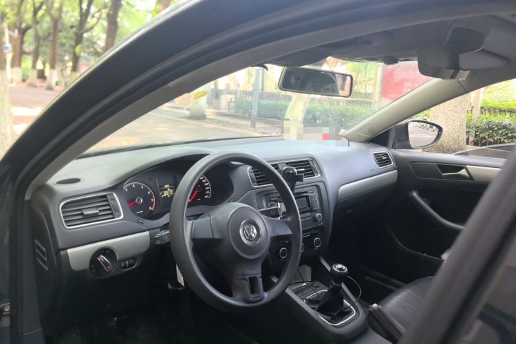 Used Volkswagen Sagitar 2012 1.6L Manual Comfort Model Headliner
