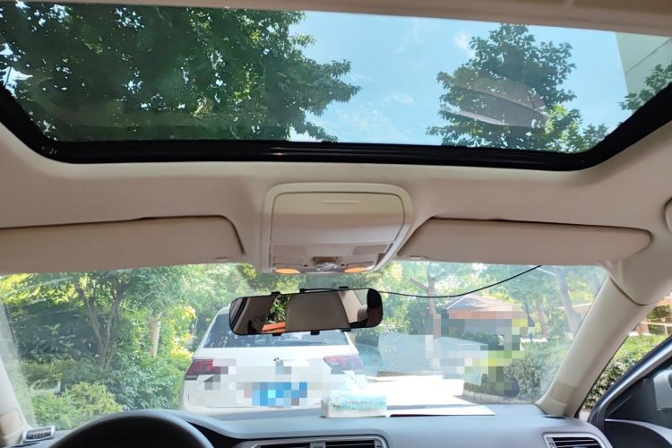 Used Volkswagen Sagitar 2012 1.6L Automatic Comfort Edition Headliner