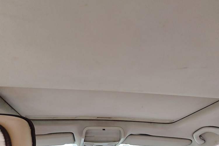 Used Volkswagen Sagitar 2012 1.4TSI Automatic Luxury Edition Headliner