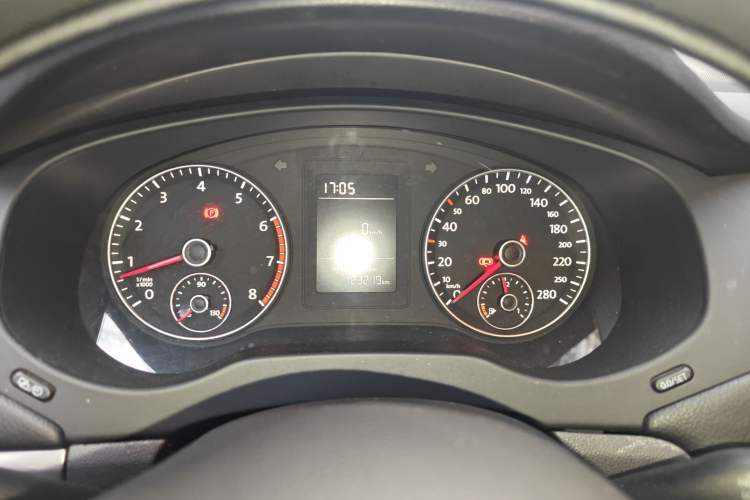 Used Volkswagen Sagitar 2012 1.4TSI Manual Fashion Edition Instrument Cluster