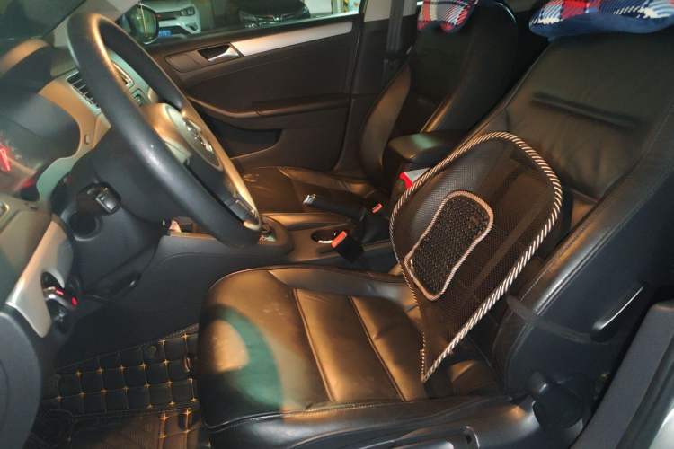 Used Volkswagen Sagitar 2012 1.6L Automatic Comfort Edition Left Front Seat