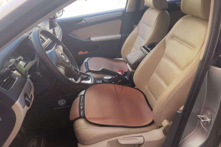 Used Volkswagen Sagitar 2012 1.6L Automatic Comfort Edition Left Front Seat
