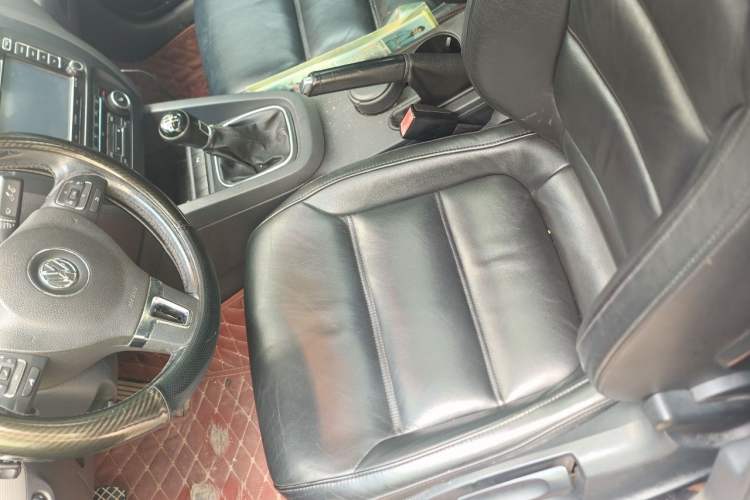 Used Volkswagen Sagitar 2012 1.4TSI Manual Luxury Model Left Front Seat