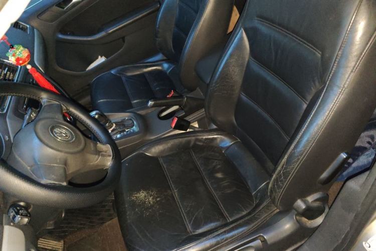 Used Volkswagen Sagitar 2012 1.6L Automatic Comfort Edition Left Front Seat