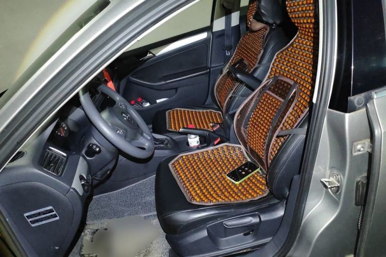 Used Volkswagen Sagitar 2012 1.6L Automatic Comfort Edition Left Front Seat