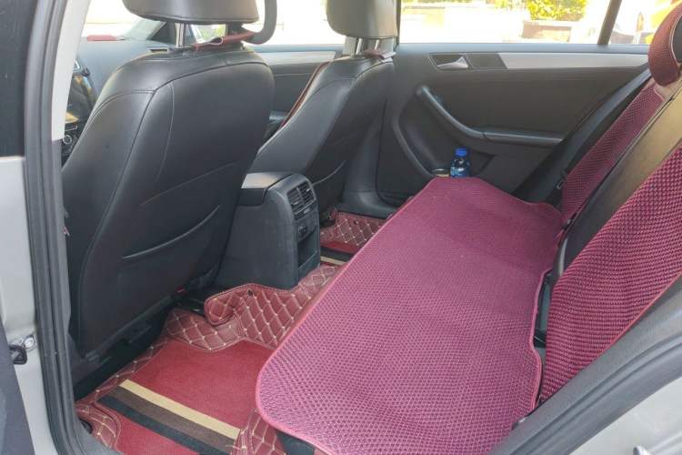 Used Volkswagen Sagitar 2012 1.6L Automatic Comfort Edition Left Rear Seat