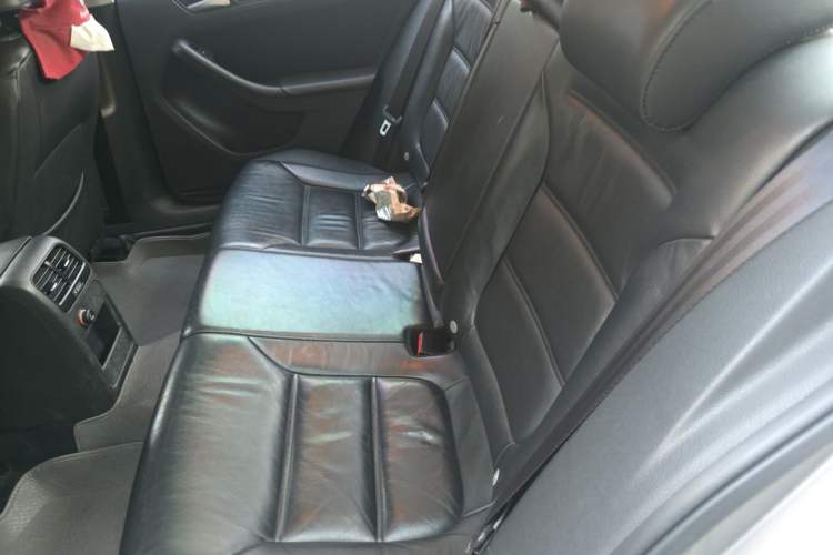 Used Volkswagen Sagitar 2012 1.6L Automatic Comfort Edition Left Rear Seat