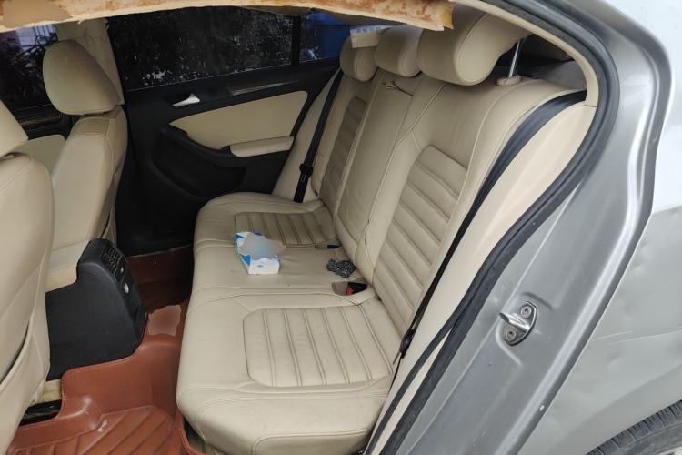 Used Volkswagen Sagitar 2012 1.4TSI Automatic Flagship Edition Left Rear Seat