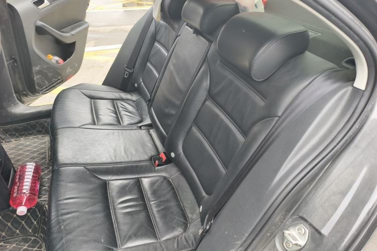 Used Volkswagen Sagitar 2012 1.4TSI Automatic Luxury Edition Left Rear Seat