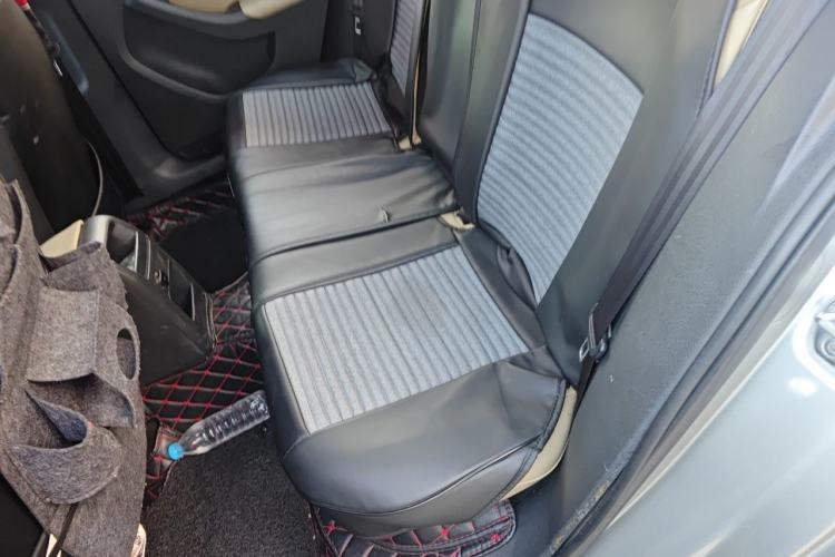 Used Volkswagen Sagitar 2012 1.6L Automatic Fashion Edition Left Rear Seat