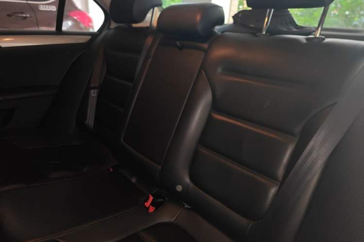 Used Volkswagen Sagitar 2012 1.4TSI Automatic Luxury Edition Left Rear Seat