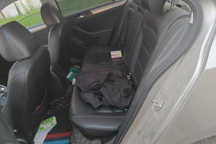 Used Volkswagen Sagitar 2012 1.6L Automatic Comfort Edition Left Rear Seat