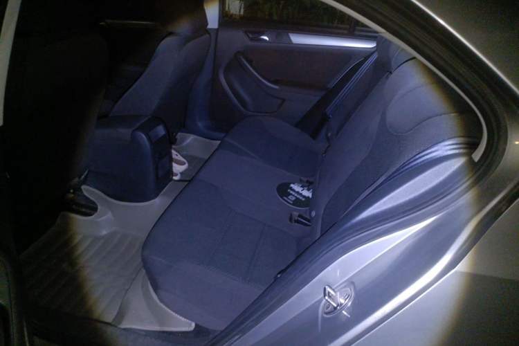 Used Volkswagen Sagitar 2012 1.4TSI Automatic Fashion Edition Left Rear Seat