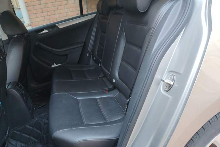 Used Volkswagen Sagitar 2012 1.6L Automatic Comfort Edition Left Rear Seat