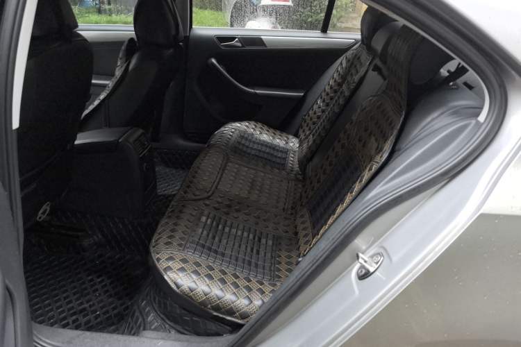 Used Volkswagen Sagitar 2012 1.4TSI Automatic Luxury Edition Left Rear Seat