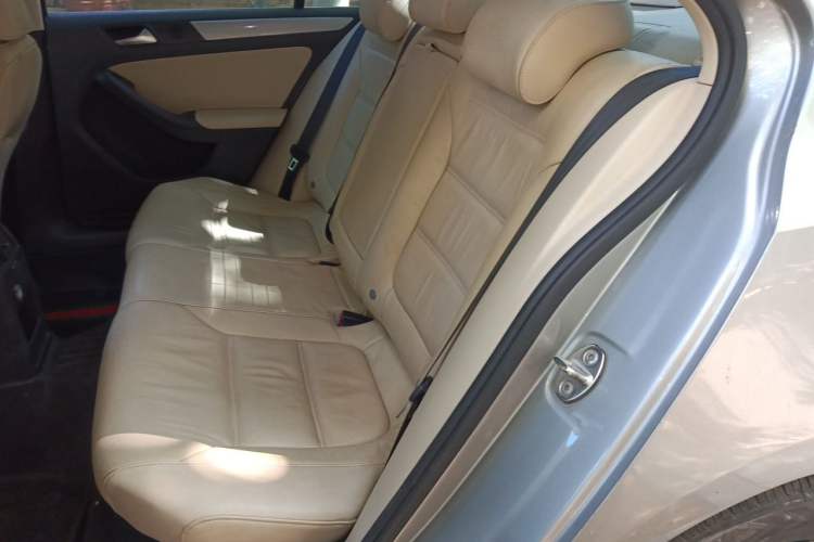 Used Volkswagen Sagitar 2012 1.4TSI Automatic Luxury Edition Left Rear Seat