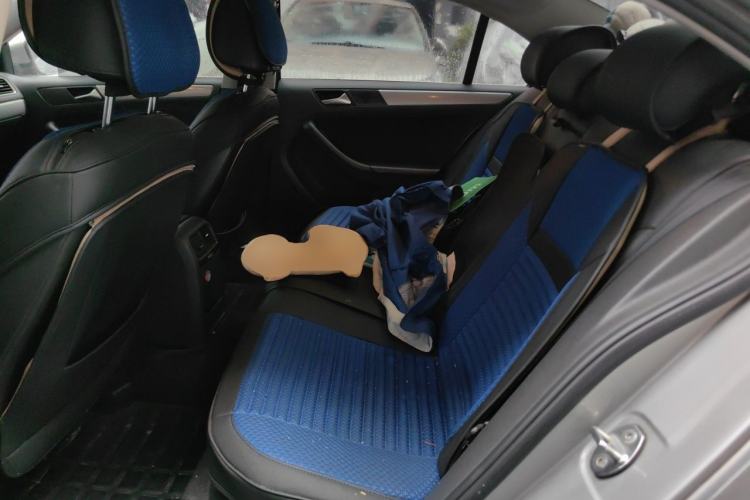 Used Volkswagen Sagitar 2012 1.6L Manual Comfort Model Left Rear Seat