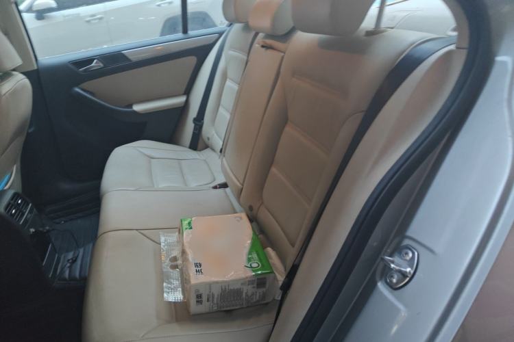 Used Volkswagen Sagitar 2012 1.6L Automatic Comfort Edition Left Rear Seat