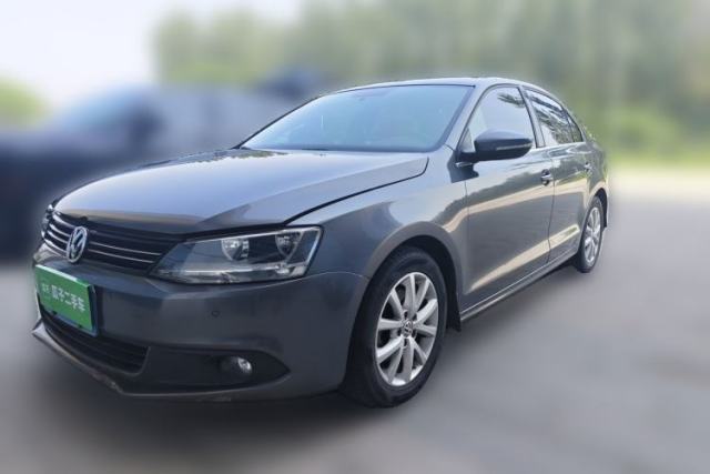 Ojetý Volkswagen Sagitar 2012 1.4TSI Manual Luxury Model