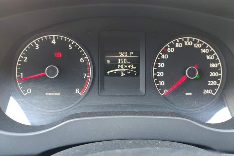 Used Volkswagen Sagitar 2012 1.6L Automatic Comfort Edition Odometer Close Up