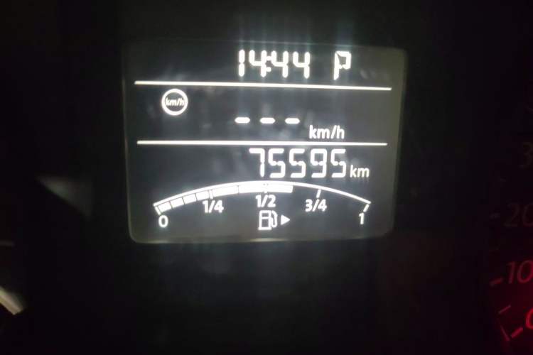Used Volkswagen Sagitar 2012 1.6L Automatic Comfort Edition Odometer Close Up