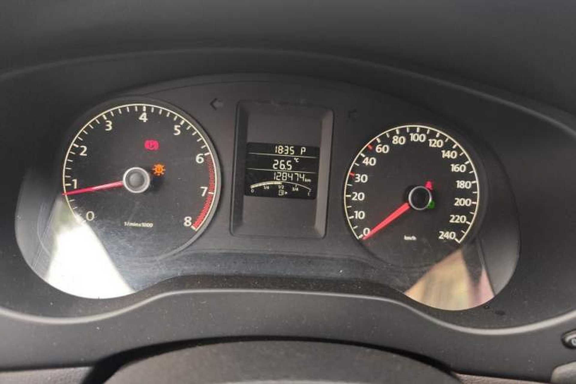 Used Volkswagen Sagitar 2012 1.6L Automatic Comfort Edition Odometer Close Up
