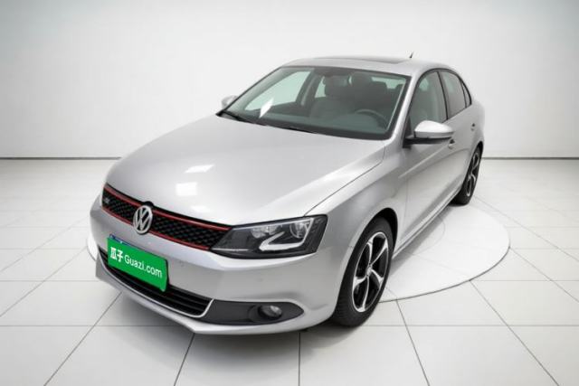 Volkswagen Sagitar 2012 1.4TSI Automatic Luxury Edition d’occasion