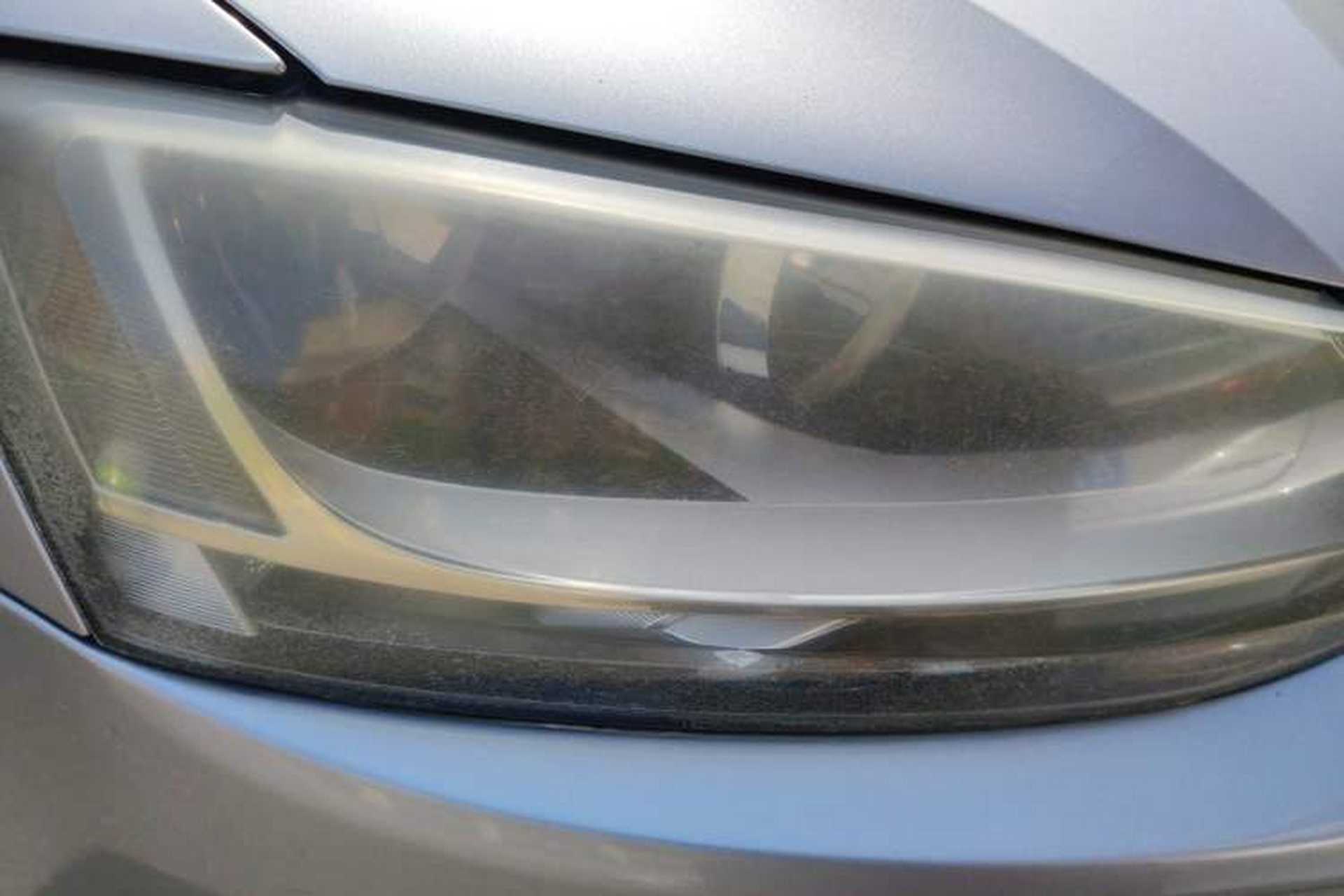 Used Volkswagen Sagitar 2012 1.6L Automatic Comfort Edition Right Front Headlight