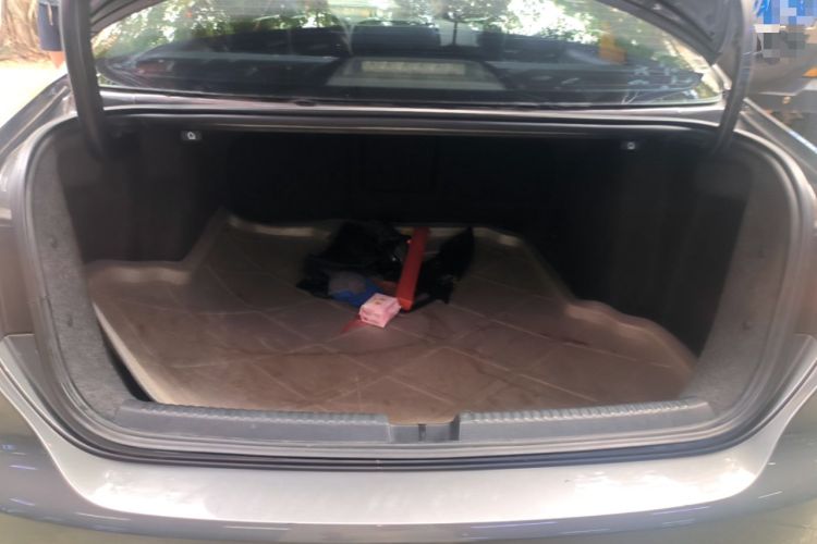 Used Volkswagen Sagitar 2012 1.6L Automatic Comfort Edition Trunk