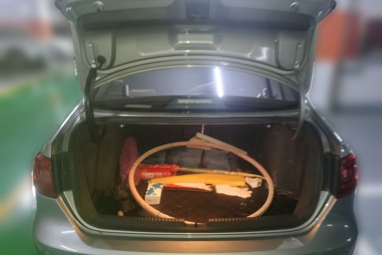Used Volkswagen Sagitar 2012 1.6L Manual Comfort Model Trunk