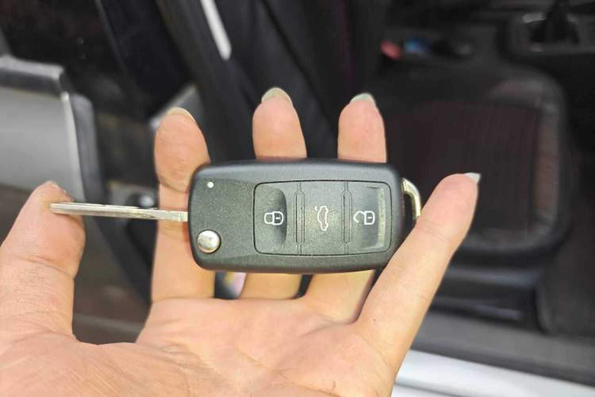 Used Volkswagen Sagitar 2012 1.4TSI Manual Fashion Edition Vehicle Key