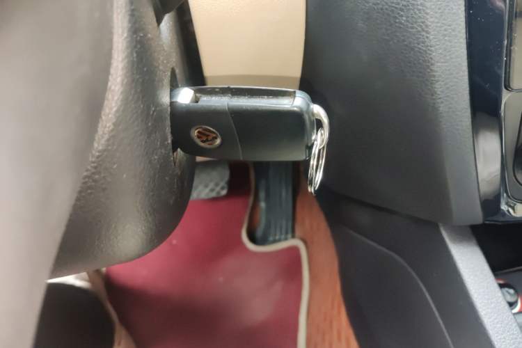 Used Volkswagen Sagitar 2012 1.4TSI Automatic Luxury Edition Vehicle Key