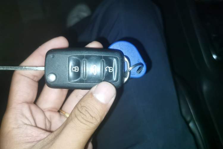 Used Volkswagen Sagitar 2012 1.6L Manual Comfort Model Vehicle Key