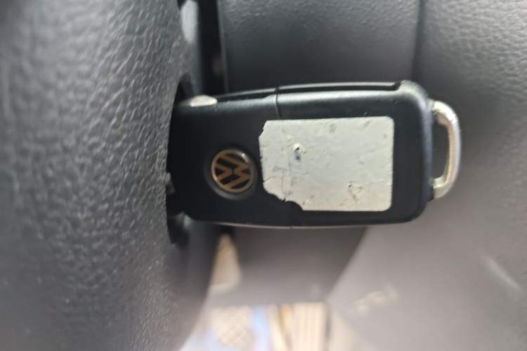 Used Volkswagen Sagitar 2012 1.4TSI Manual Luxury Model Vehicle Key
