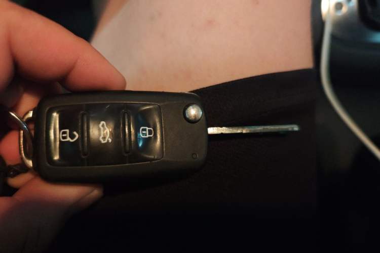 Used Volkswagen Sagitar 2012 1.4TSI Automatic Fashion Edition Vehicle Key