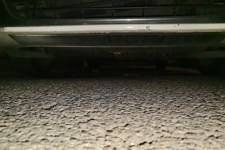 Used Volkswagen Sagitar 2012 1.6L Manual Comfort Model Chassis Front