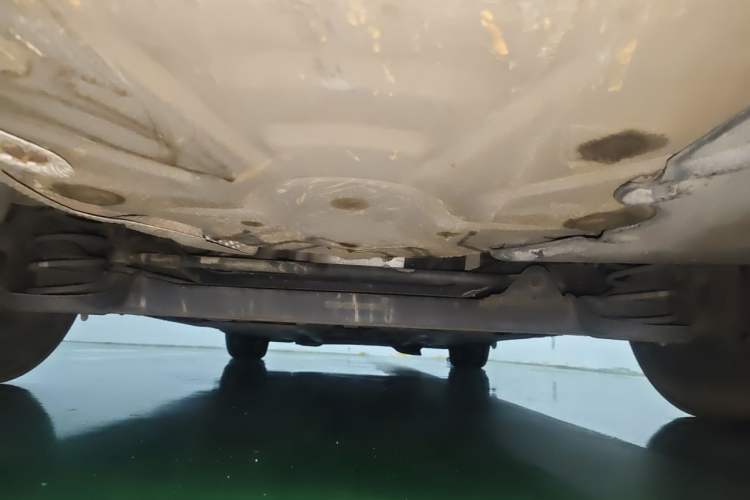 Used Volkswagen Sagitar 2012 1.6L Automatic Comfort Edition Chassis Rear