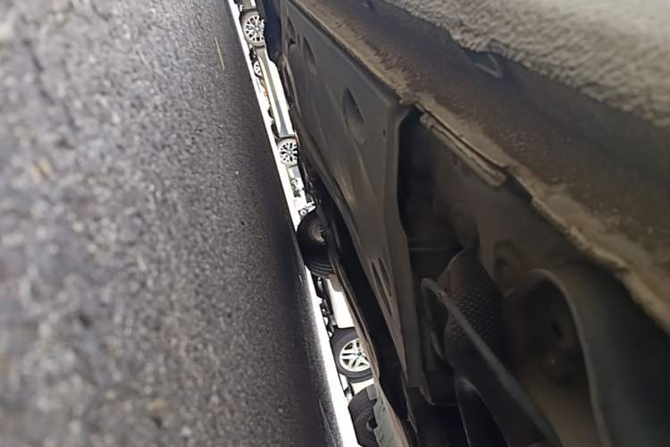Used Volkswagen Sagitar 2012 1.6L Automatic Comfort Edition Chassis Rear Left