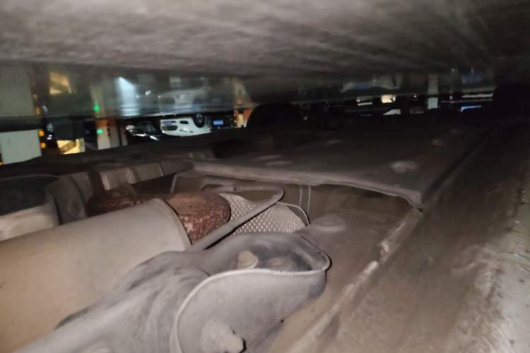 Used Volkswagen Sagitar 2012 1.6L Manual Comfort Model Chassis Rear Left