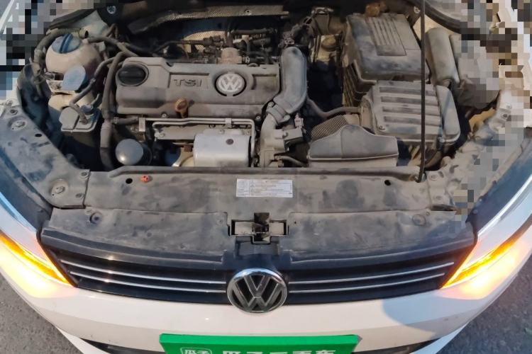 Used Volkswagen Sagitar 2012 1.4TSI Automatic Fashion Edition Engine Bay