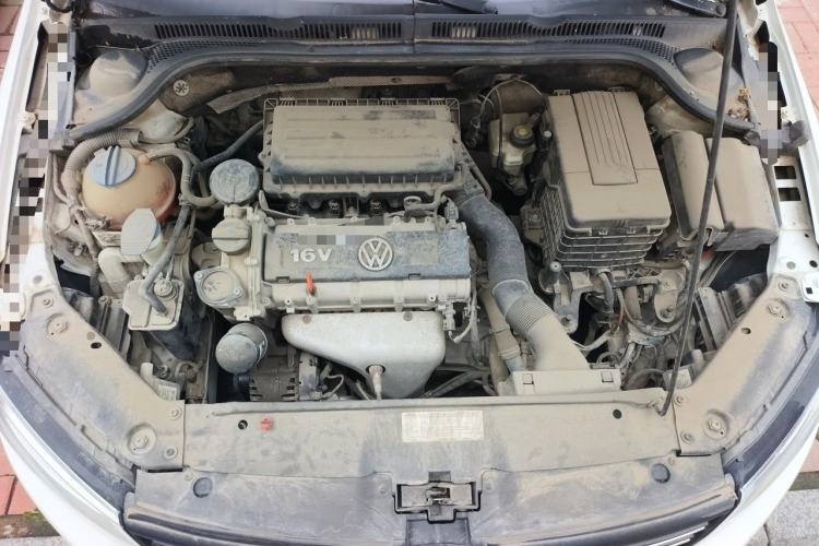 Used Volkswagen Sagitar 2012 1.6L Automatic Comfort Edition Engine Bay