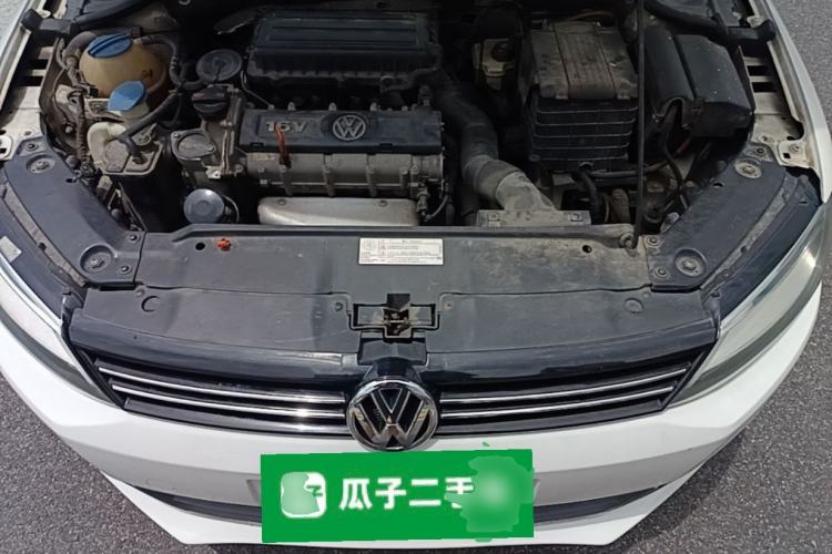 Used Volkswagen Sagitar 2012 1.6L Automatic Comfort Edition Engine Bay