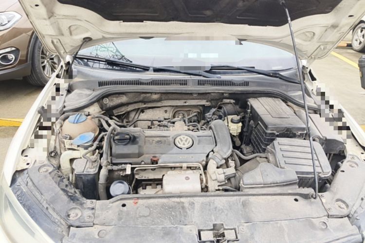 Used Volkswagen Sagitar 2012 1.4TSI Automatic Fashion Edition Engine Bay