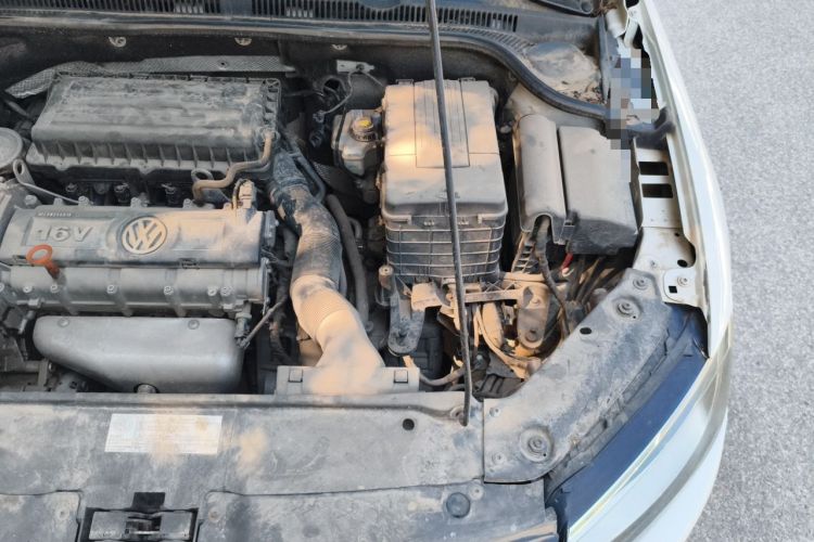 Used Volkswagen Sagitar 2012 1.6L Automatic Comfort Edition Engine Bay Left