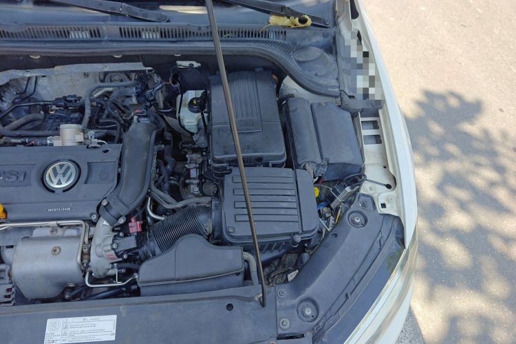 Used Volkswagen Sagitar 2012 1.4TSI Automatic Fashion Edition Engine Bay Left
