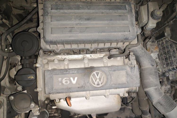 Used Volkswagen Sagitar 2012 1.6L Automatic Comfort Edition Engine Bay