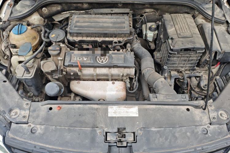Used Volkswagen Sagitar 2012 1.6L Automatic Comfort Edition Engine Bay