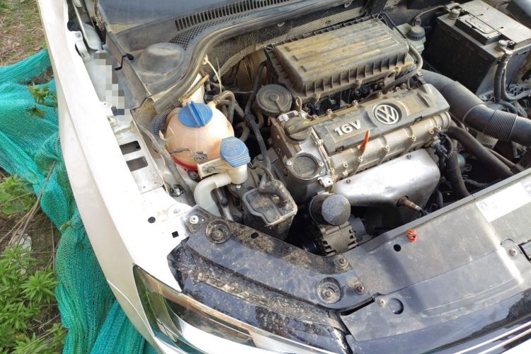 Used Volkswagen Sagitar 2012 1.6L Manual Comfort Model Engine Bay Right