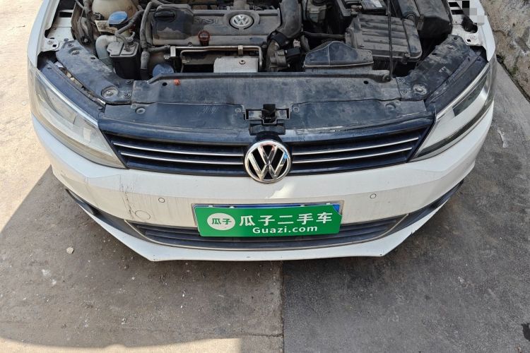 Used Volkswagen Sagitar 2012 1.4TSI Manual Luxury Model Engine Bay