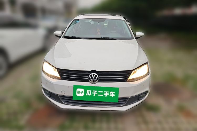 Used Volkswagen Sagitar 2012 1.4TSI Manual Luxury Model Front